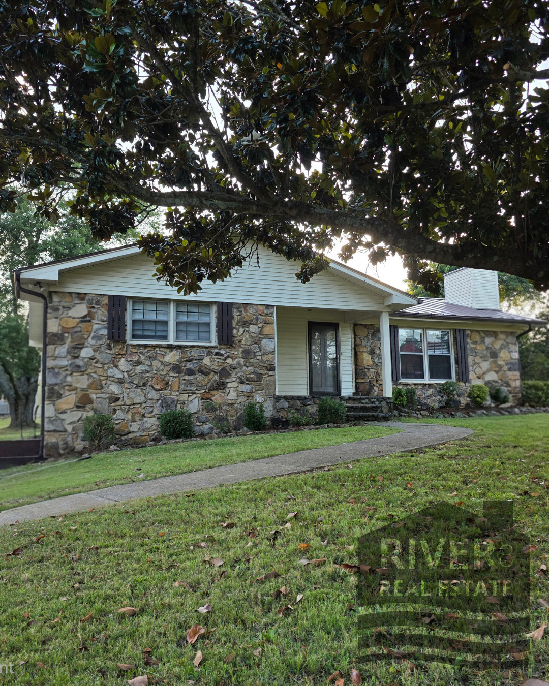 1233 Ridge Drive